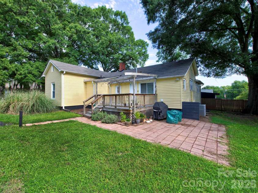 46 Mandalay Place, Concord, NC 28027.  MLS# CAR4413172, YatesRealty ID 43593. 