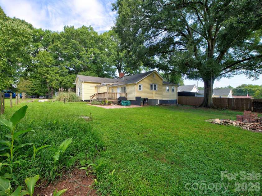 46 Mandalay Place, Concord, NC 28027.  MLS# CAR4413172, YatesRealty ID 43593. 