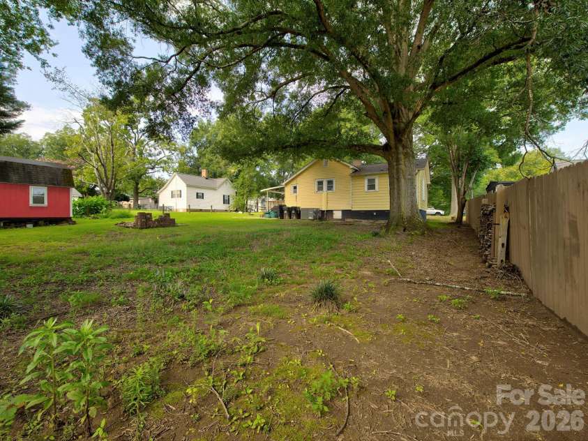 46 Mandalay Place, Concord, NC 28027.  MLS# CAR4413172, YatesRealty ID 43593. 