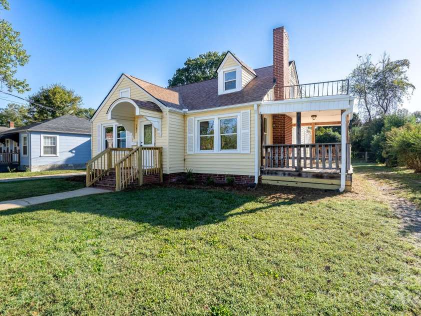 702 3rd Street, Spencer, NC 28159.  MLS# CAR4309115, YatesRealty ID 43594. 702 3rd St, Spencer, NC 