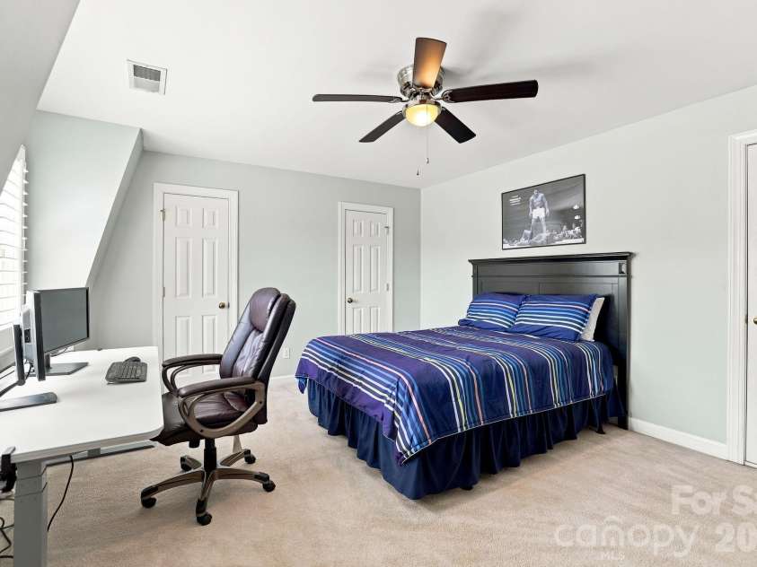 3310 Stettler View Road, Charlotte, NC 28210.  MLS# CAR4412396, YatesRealty ID 43596. 