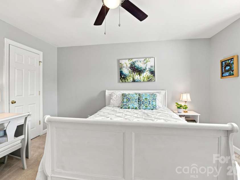 3310 Stettler View Road, Charlotte, NC 28210.  MLS# CAR4412396, YatesRealty ID 43596. 