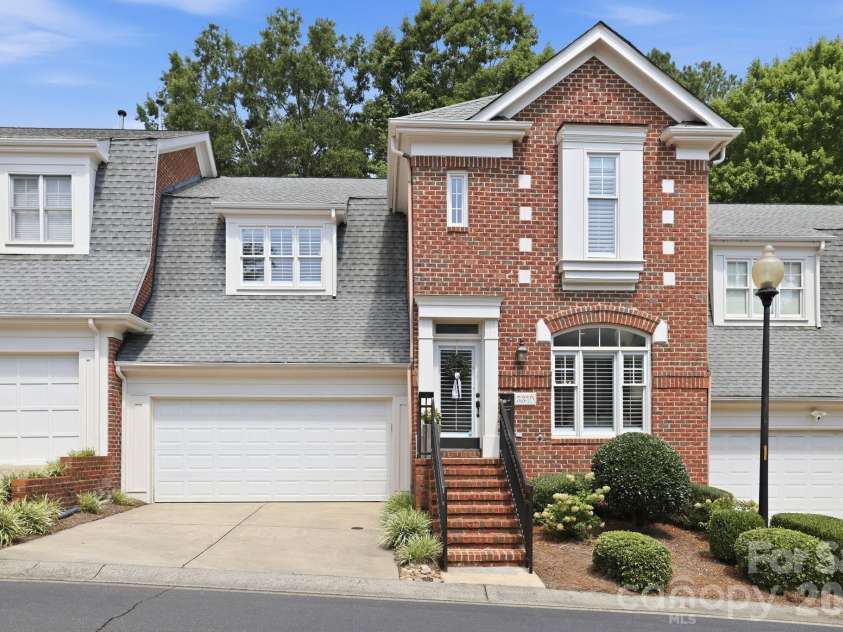 3310 Stettler View Road, Charlotte, NC 28210.  MLS# CAR4412396, YatesRealty ID 43596. 