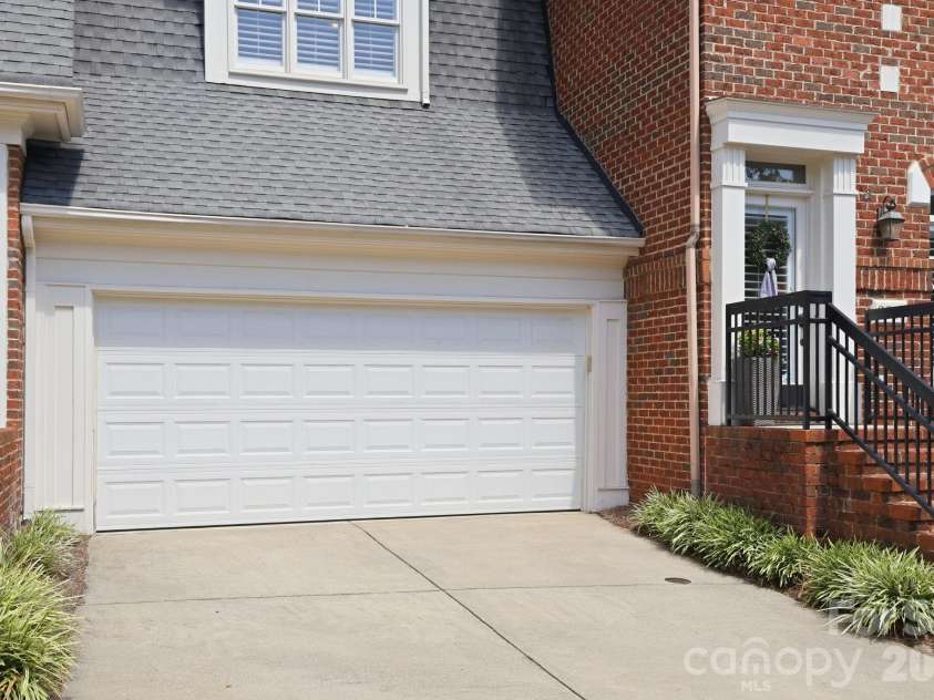3310 Stettler View Road, Charlotte, NC 28210.  MLS# CAR4412396, YatesRealty ID 43596. 