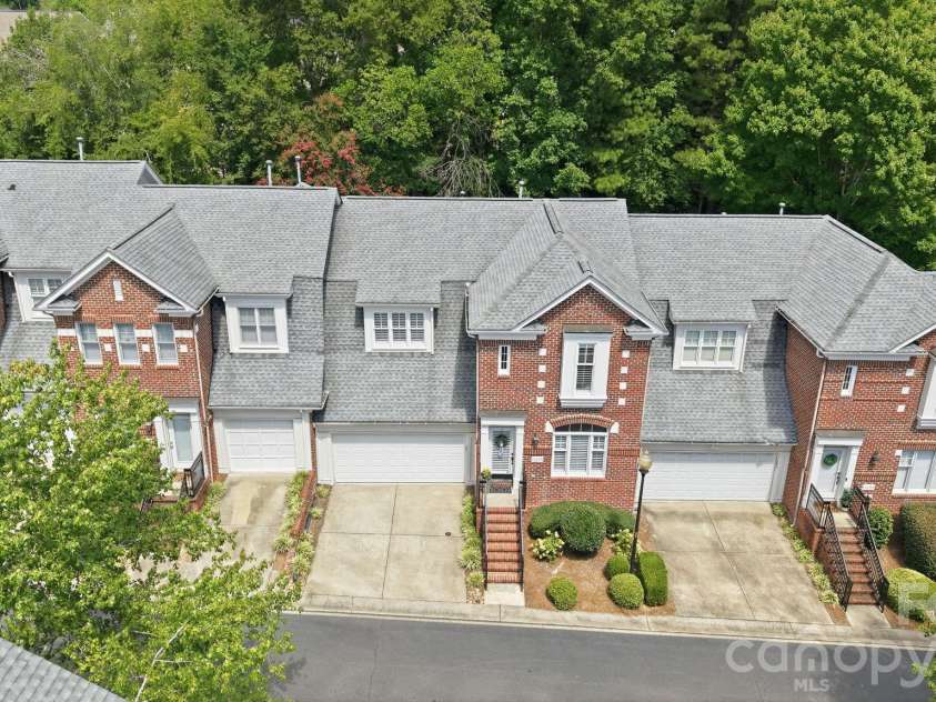 3310 Stettler View Road, Charlotte, NC 28210.  MLS# CAR4412396, YatesRealty ID 43596. 