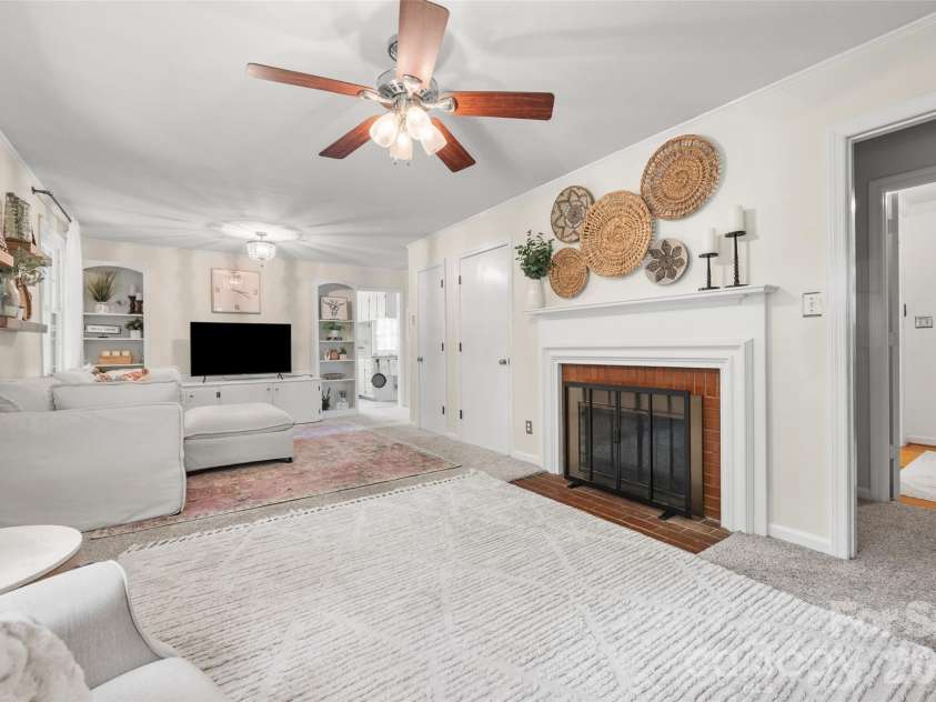 706 Unity Street, Fort Mill, SC 29715.  MLS# CAR4412427, YatesRealty ID 43597. Adjacent den