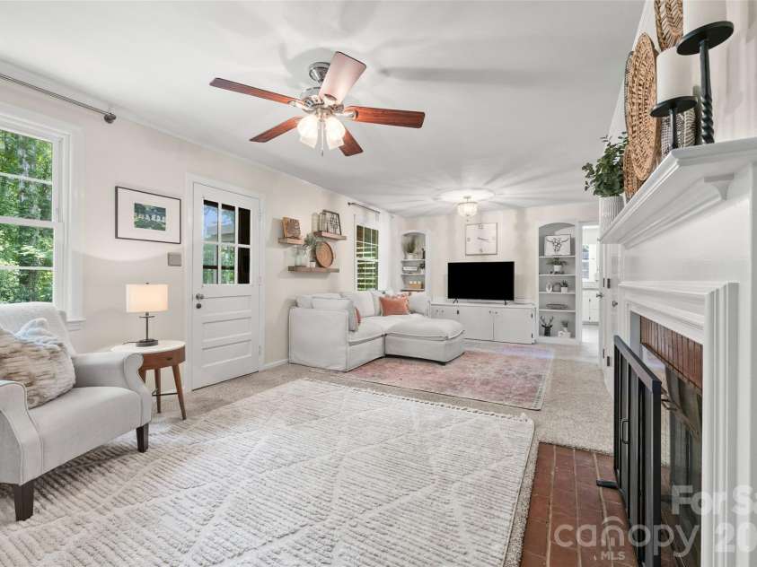 706 Unity Street, Fort Mill, SC 29715.  MLS# CAR4412427, YatesRealty ID 43597. And access to the back deck