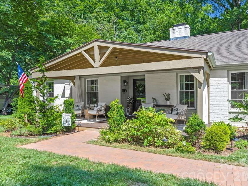 706 Unity Street, Fort Mill, SC 29715.  MLS# CAR4412427, YatesRealty ID 43597. Welcome Home