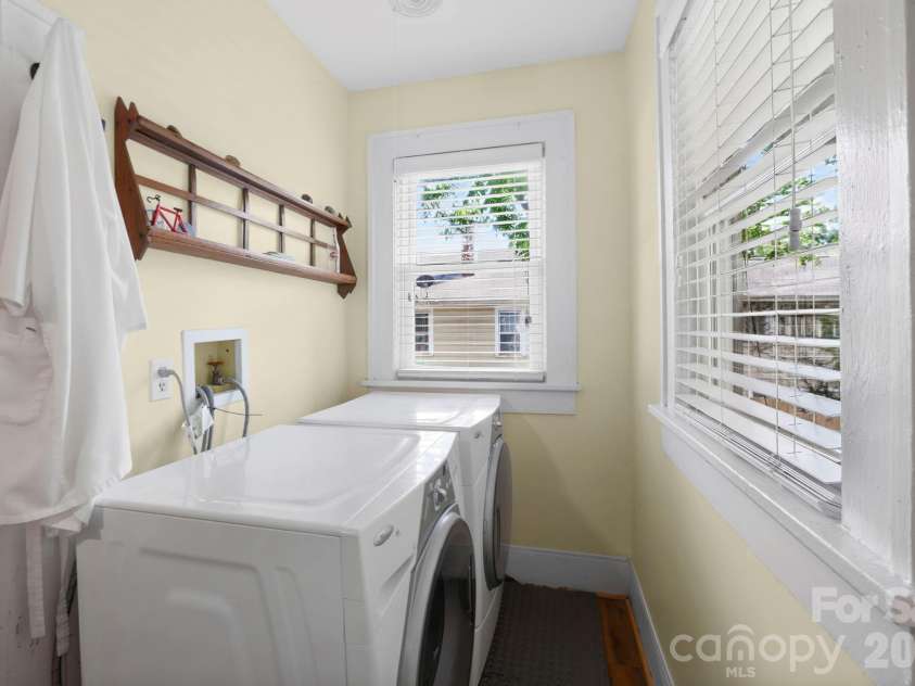 38 Mitchell Avenue, Asheville, NC 28806.  MLS# CAR4412545, YatesRealty ID 43598. Laundry area