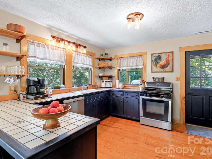 929 Camp Creek Road, Union Mills, NC 28167.  MLS# CAR4412648, YatesRealty ID 43599. Kitchen
