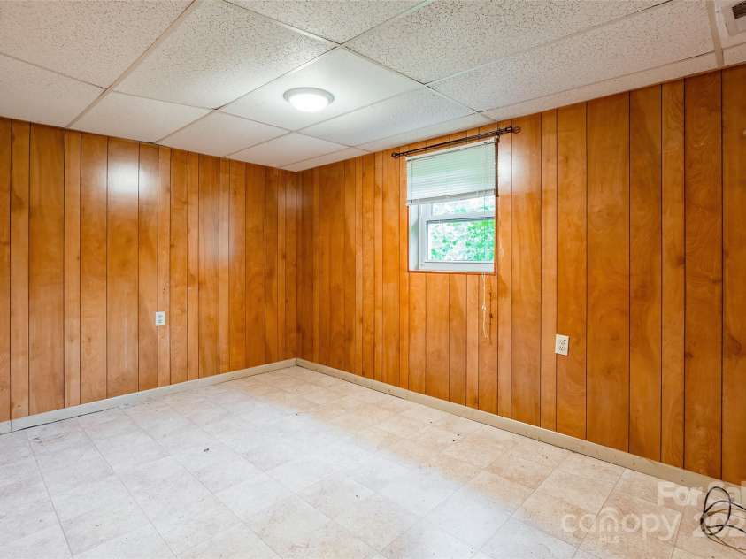 2675 Tablerock Road, Lenoir, NC 28645.  MLS# CAR4271816, YatesRealty ID 436. 