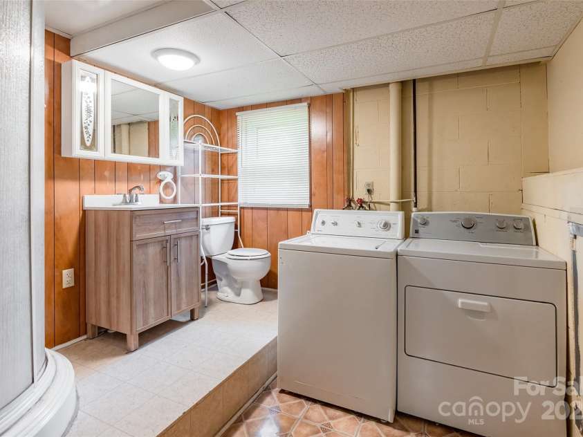 2675 Tablerock Road, Lenoir, NC 28645.  MLS# CAR4271816, YatesRealty ID 436. 