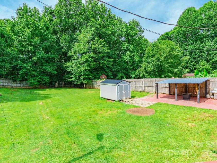 2675 Tablerock Road, Lenoir, NC 28645.  MLS# CAR4271816, YatesRealty ID 436. 