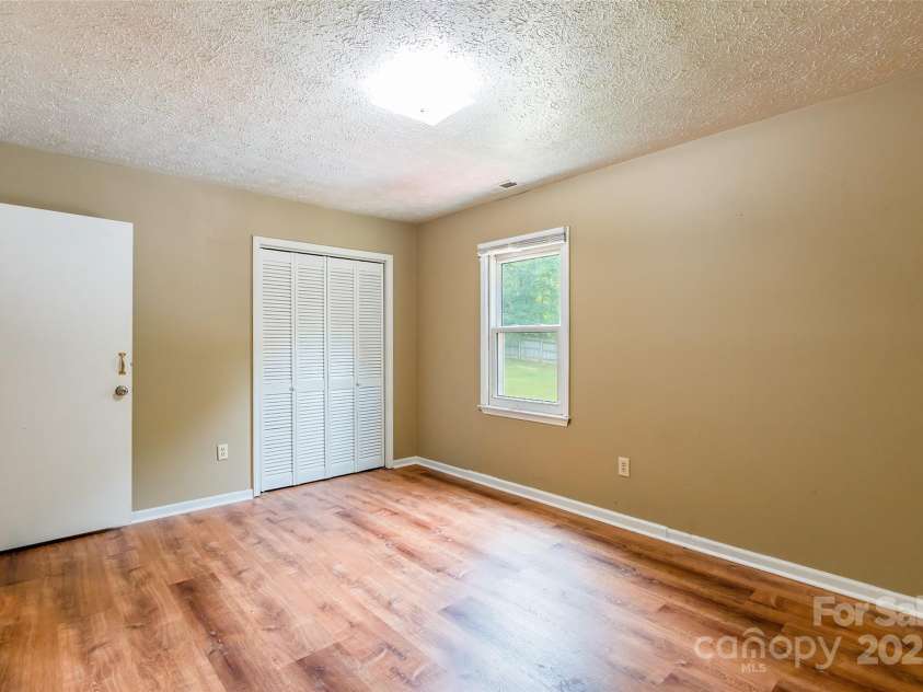 2675 Tablerock Road, Lenoir, NC 28645.  MLS# CAR4271816, YatesRealty ID 436. 