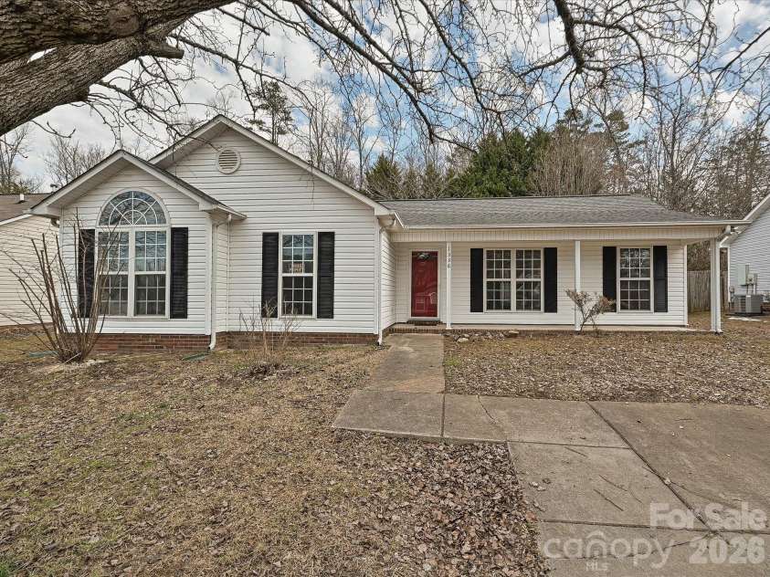 1336 Bells Knox Road, Charlotte, NC 28214.  MLS# CAR4344766, YatesRealty ID 4360. 
