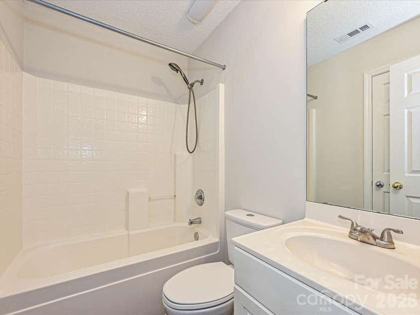 1336 Bells Knox Road, Charlotte, NC 28214.  MLS# CAR4344766, YatesRealty ID 4360. 