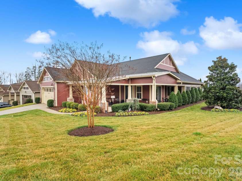 482 Flat Rock Drive, Denver, NC 28037.  MLS# CAR4353239, YatesRealty ID 4360. 
