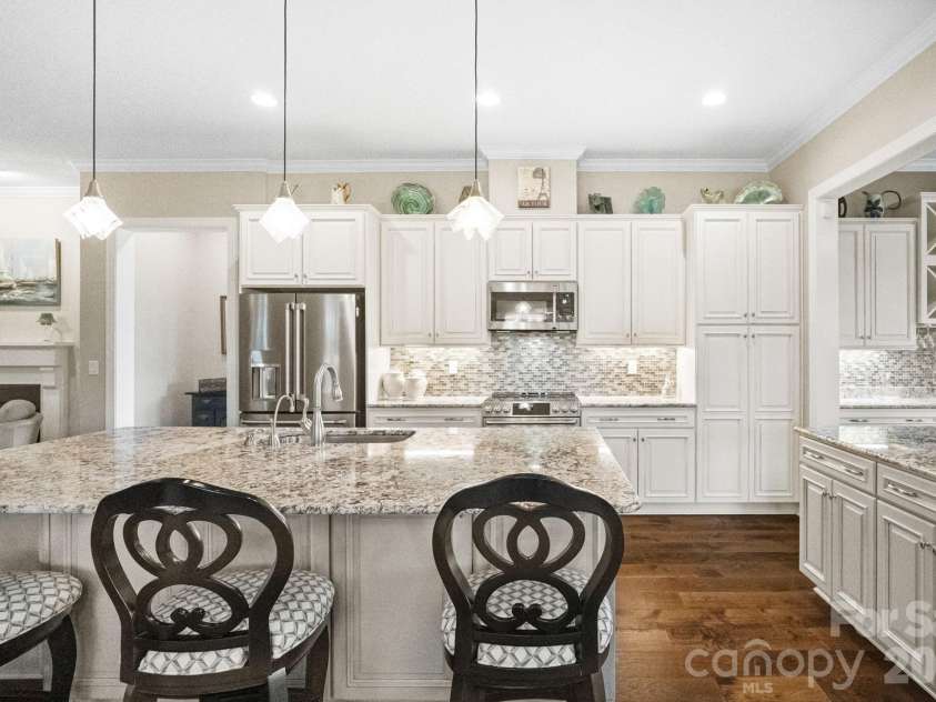 482 Flat Rock Drive, Denver, NC 28037.  MLS# CAR4353239, YatesRealty ID 4360. 