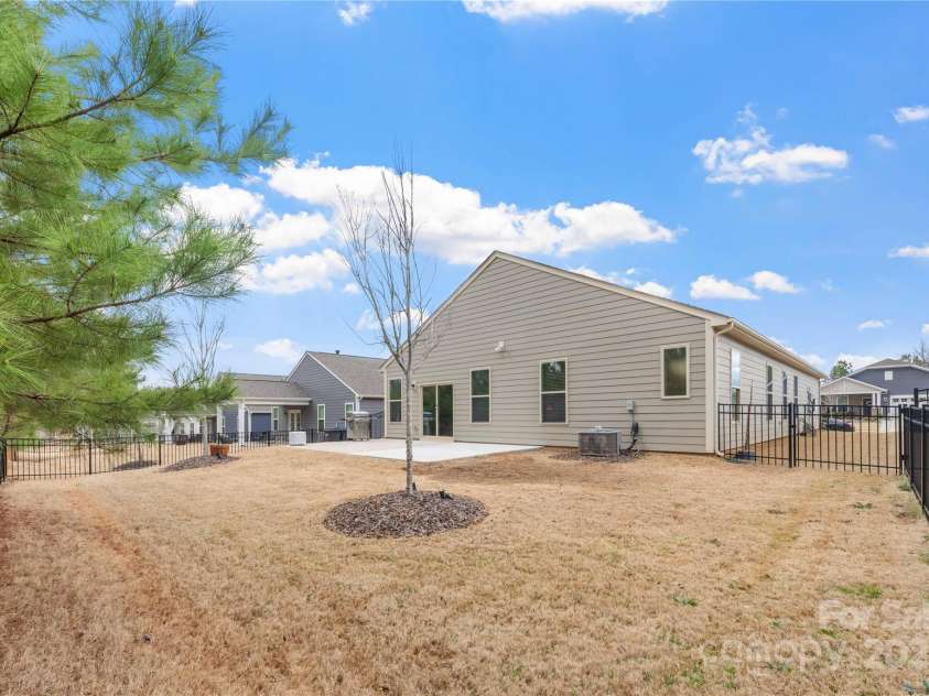 7127 Chrysanthemum Road, Lancaster, SC 29720.  MLS# CAR4225608, YatesRealty ID 4360. 