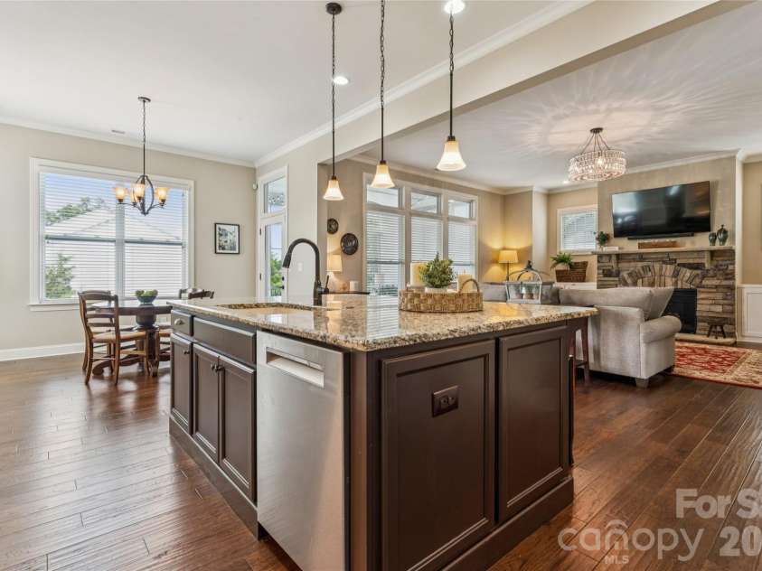 14330 Promenade Drive, Huntersville, NC 28078.  MLS# CAR4412655, YatesRealty ID 43600. 