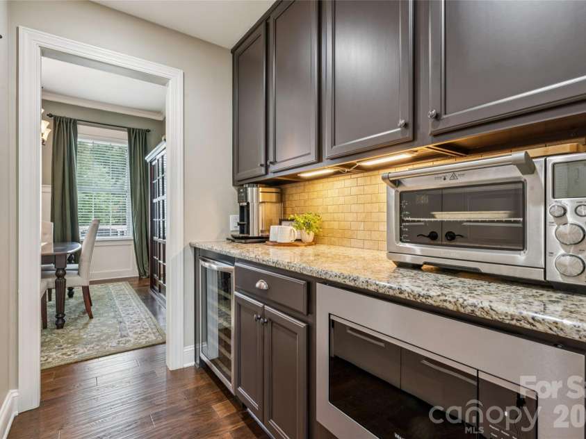 14330 Promenade Drive, Huntersville, NC 28078.  MLS# CAR4412655, YatesRealty ID 43600. 