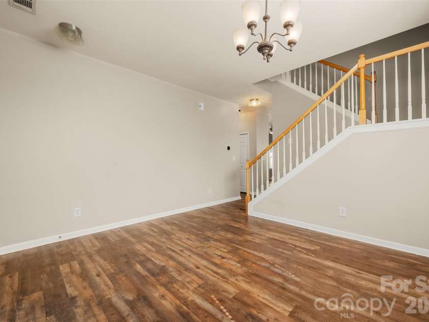 620 Fountain Court, Fort Mill, SC 29715.  MLS# CAR4411478, YatesRealty ID 43601. 