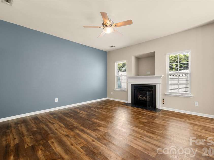 620 Fountain Court, Fort Mill, SC 29715.  MLS# CAR4411478, YatesRealty ID 43601. 