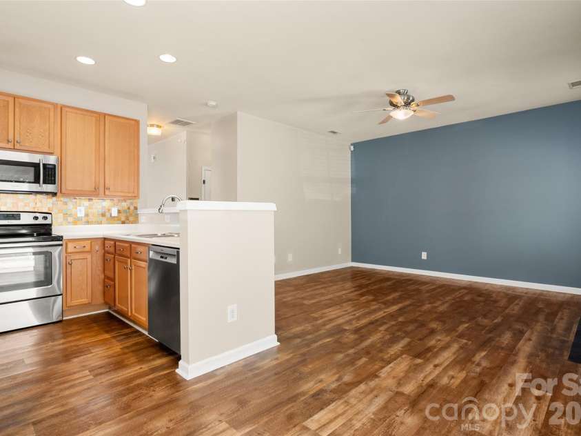 620 Fountain Court, Fort Mill, SC 29715.  MLS# CAR4411478, YatesRealty ID 43601. 