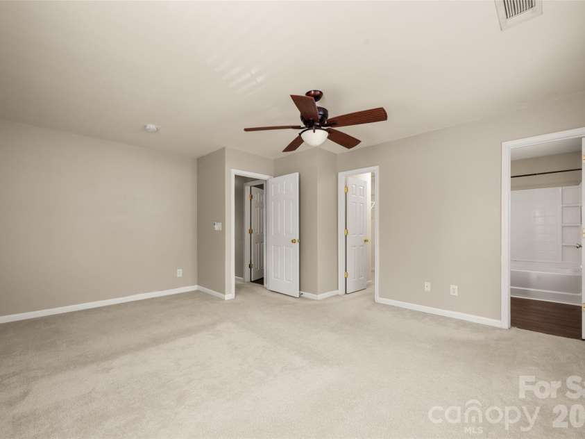 620 Fountain Court, Fort Mill, SC 29715.  MLS# CAR4411478, YatesRealty ID 43601. 
