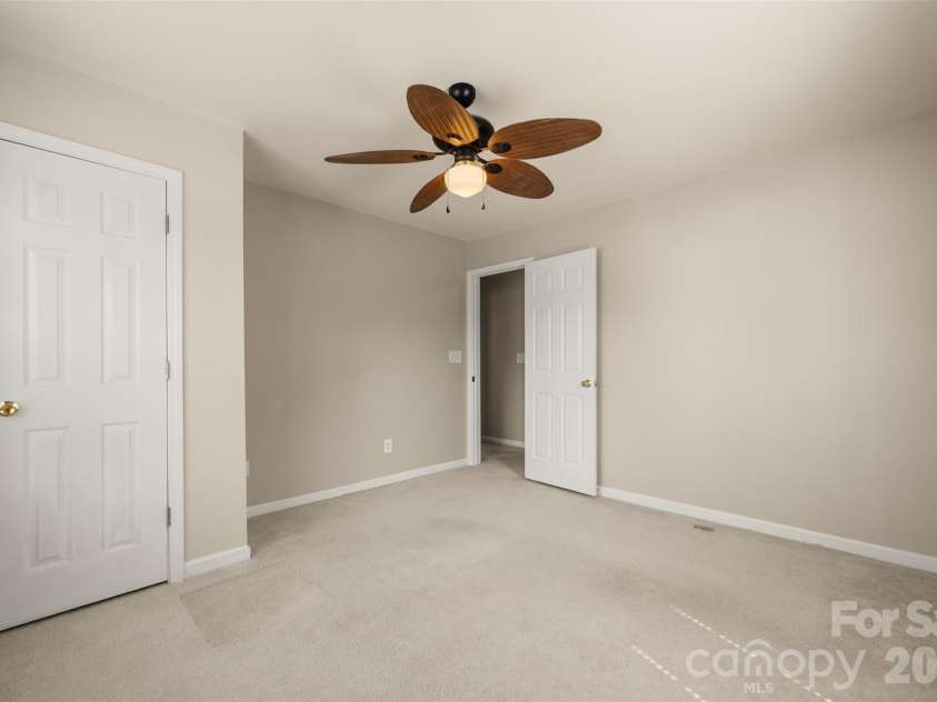 620 Fountain Court, Fort Mill, SC 29715.  MLS# CAR4411478, YatesRealty ID 43601. 