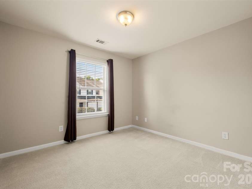 620 Fountain Court, Fort Mill, SC 29715.  MLS# CAR4411478, YatesRealty ID 43601. 
