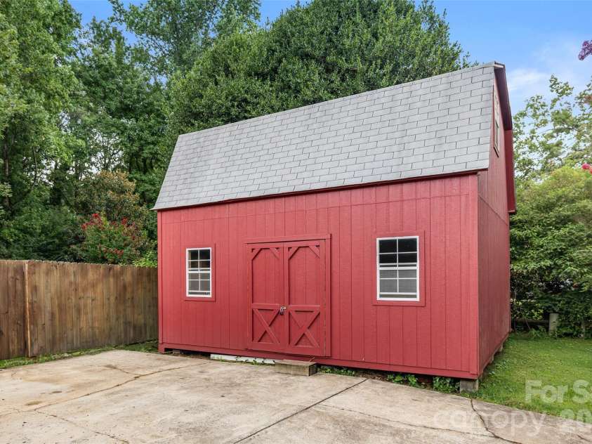 3701 Princeton Drive, Gastonia, NC 28056.  MLS# CAR4410949, YatesRealty ID 43602. 