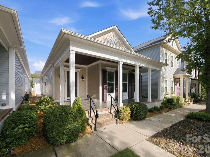 1140 Inn Keepers Way, Cornelius, NC 28031.  MLS# CAR4411778, YatesRealty ID 43603. 