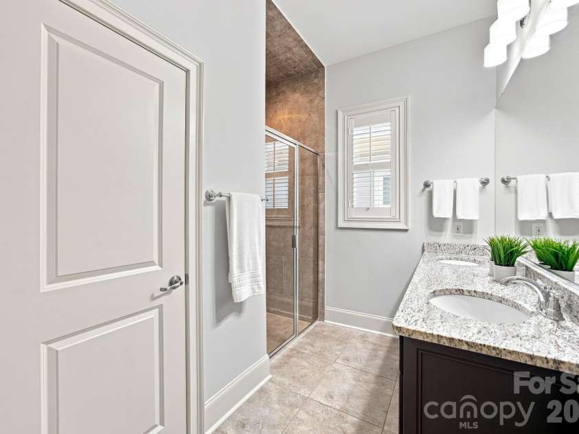 1140 Inn Keepers Way, Cornelius, NC 28031.  MLS# CAR4411778, YatesRealty ID 43603. 