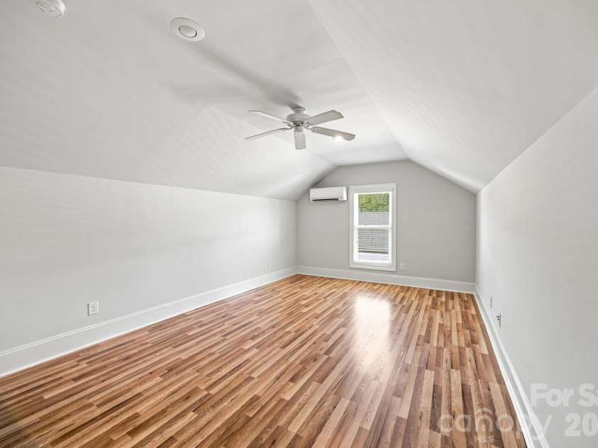 1140 Inn Keepers Way, Cornelius, NC 28031.  MLS# CAR4411778, YatesRealty ID 43603. 