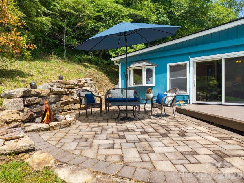 789 & 00000 Morrow Branch Road, Leicester, NC 28748.  MLS# CAR4412867, YatesRealty ID 43605. 