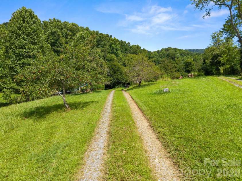 789 & 00000 Morrow Branch Road, Leicester, NC 28748.  MLS# CAR4412867, YatesRealty ID 43605. 