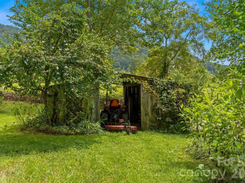 789 & 00000 Morrow Branch Road, Leicester, NC 28748.  MLS# CAR4412867, YatesRealty ID 43605. 
