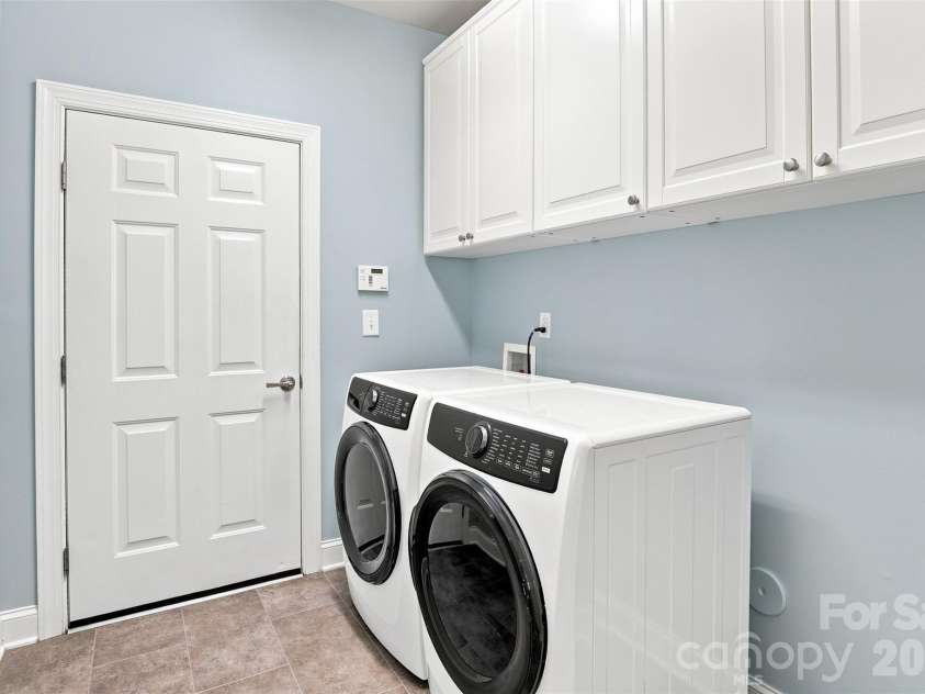 14703 Long Iron Drive, Huntersville, NC 28078.  MLS# CAR4411878, YatesRealty ID 43607. 