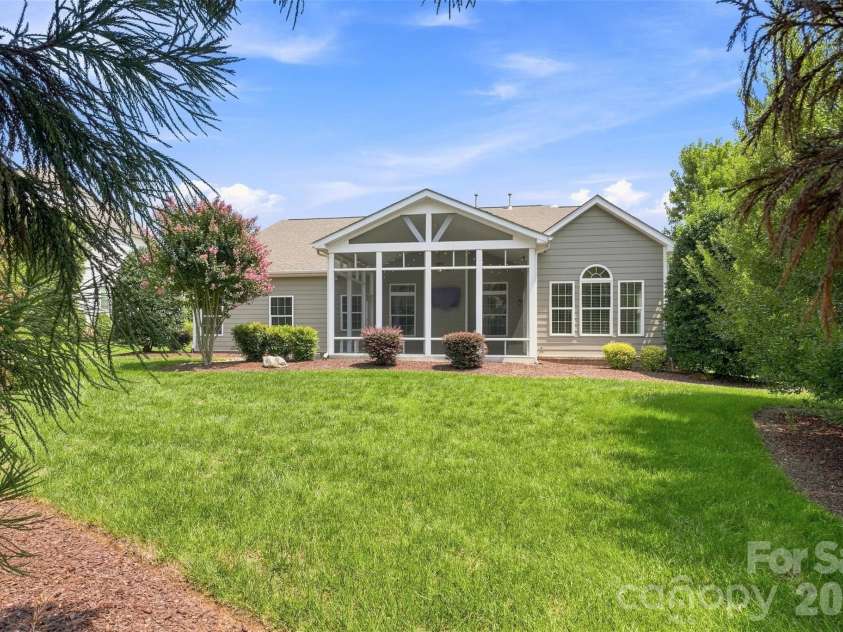 14703 Long Iron Drive, Huntersville, NC 28078.  MLS# CAR4411878, YatesRealty ID 43607. 