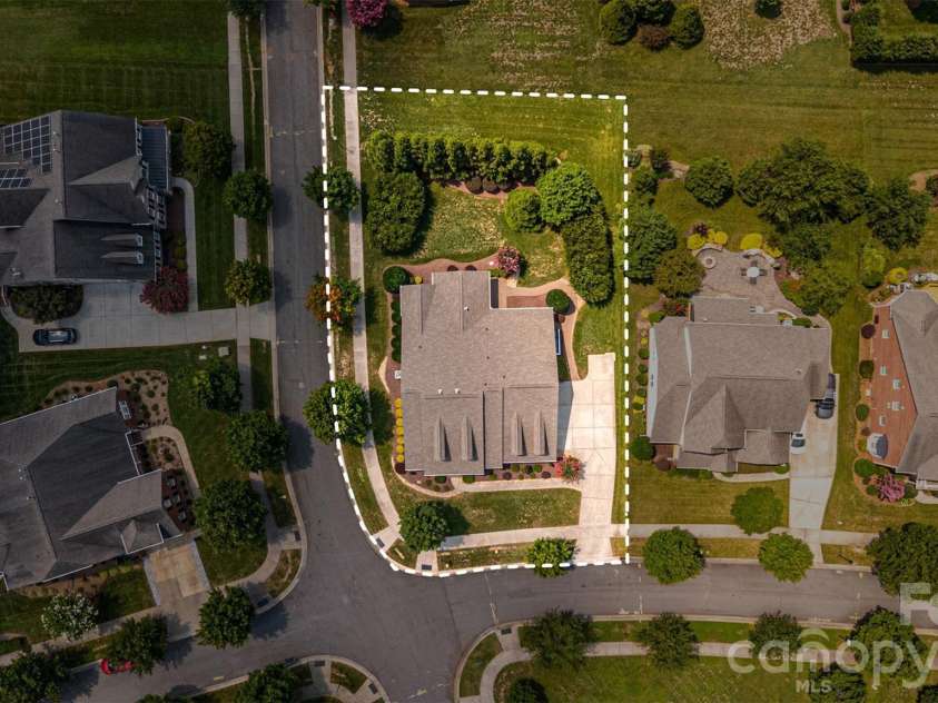 14703 Long Iron Drive, Huntersville, NC 28078.  MLS# CAR4411878, YatesRealty ID 43607. 