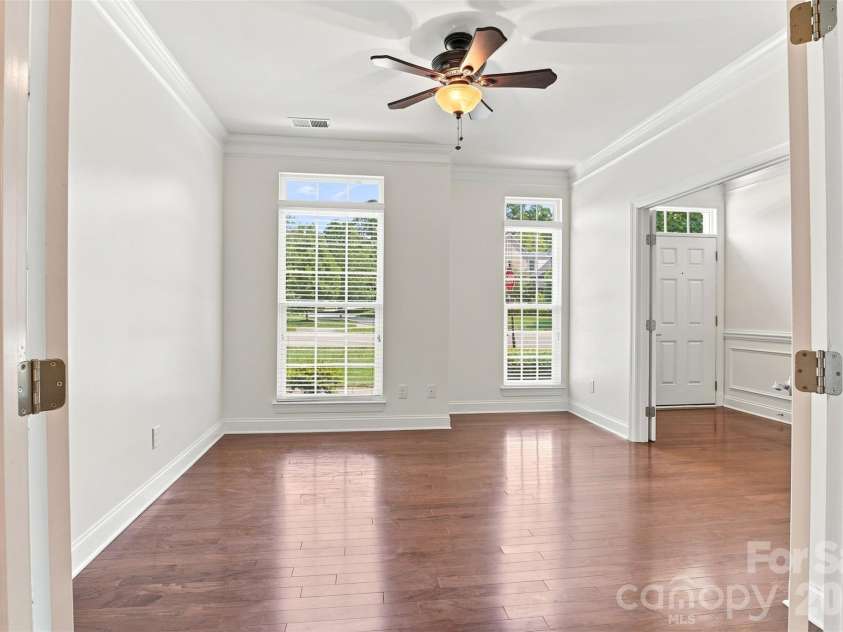 14703 Long Iron Drive, Huntersville, NC 28078.  MLS# CAR4411878, YatesRealty ID 43607. 