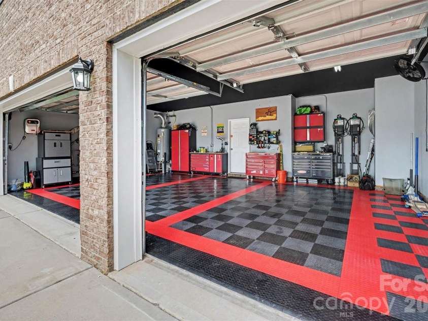 10120 Shanaclear Avenue, Concord, NC 28027.  MLS# CAR4406441, YatesRealty ID 43608. 3 Car Garage