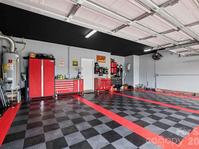 10120 Shanaclear Avenue, Concord, NC 28027.  MLS# CAR4406441, YatesRealty ID 43608. 