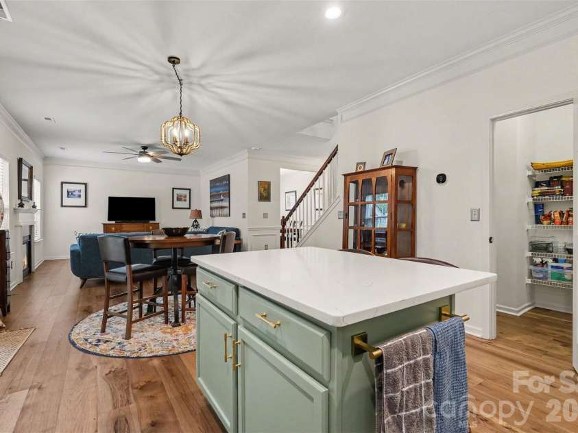 10120 Shanaclear Avenue, Concord, NC 28027.  MLS# CAR4406441, YatesRealty ID 43608. Kitchen