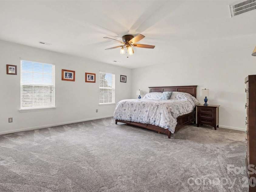 10120 Shanaclear Avenue, Concord, NC 28027.  MLS# CAR4406441, YatesRealty ID 43608. Large Primary Bedroom
