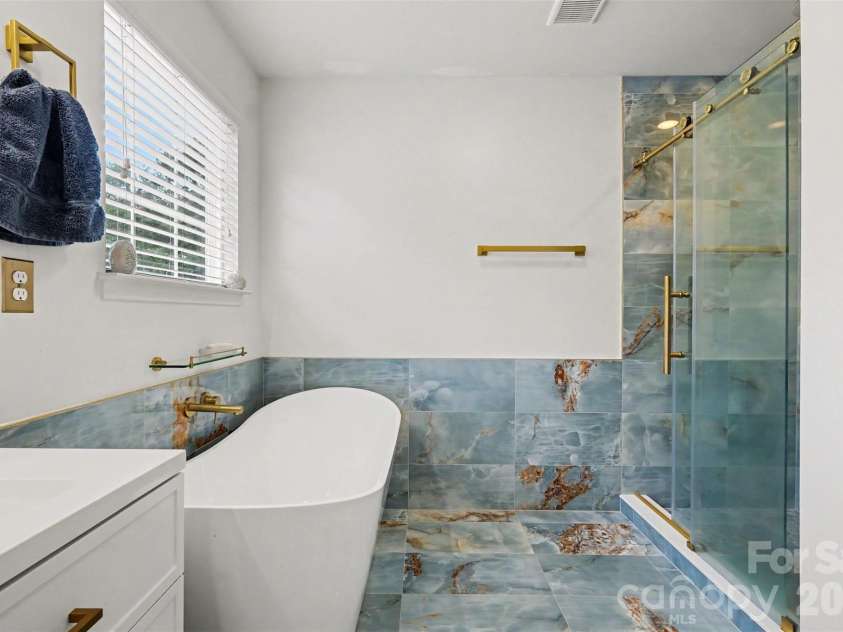 10120 Shanaclear Avenue, Concord, NC 28027.  MLS# CAR4406441, YatesRealty ID 43608. Primary Bathroom