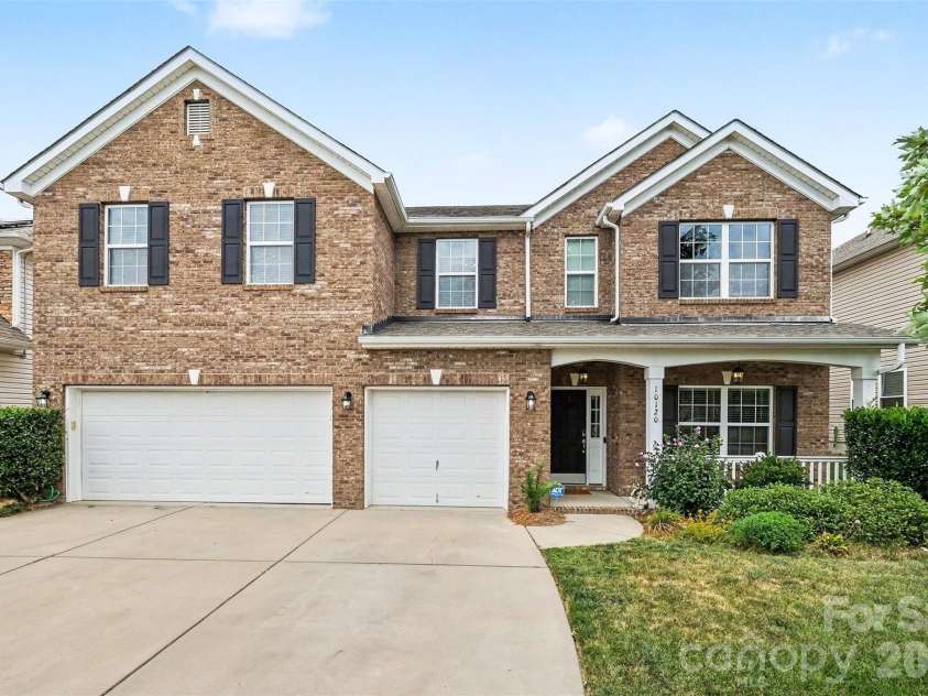 10120 Shanaclear Avenue, Concord, NC 28027.  MLS# CAR4406441, YatesRealty ID 43608. Welcome Home!