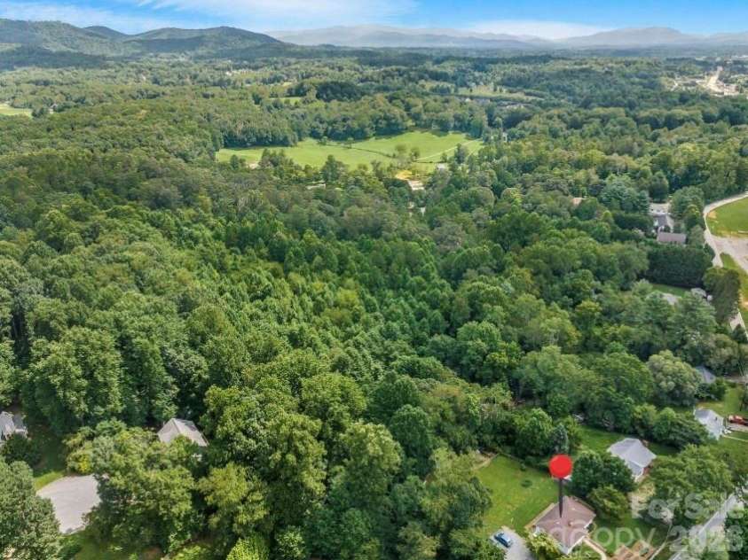 104 Justice Ridge Road, Candler, NC 28715.  MLS# CAR4396545, YatesRealty ID 43609. Perfect WNC setting