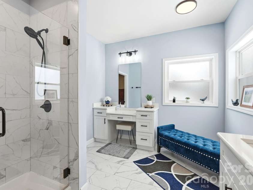 1196 Cape Hickory Road, Hickory, NC 28601.  MLS# CAR4343637, YatesRealty ID 4361. 